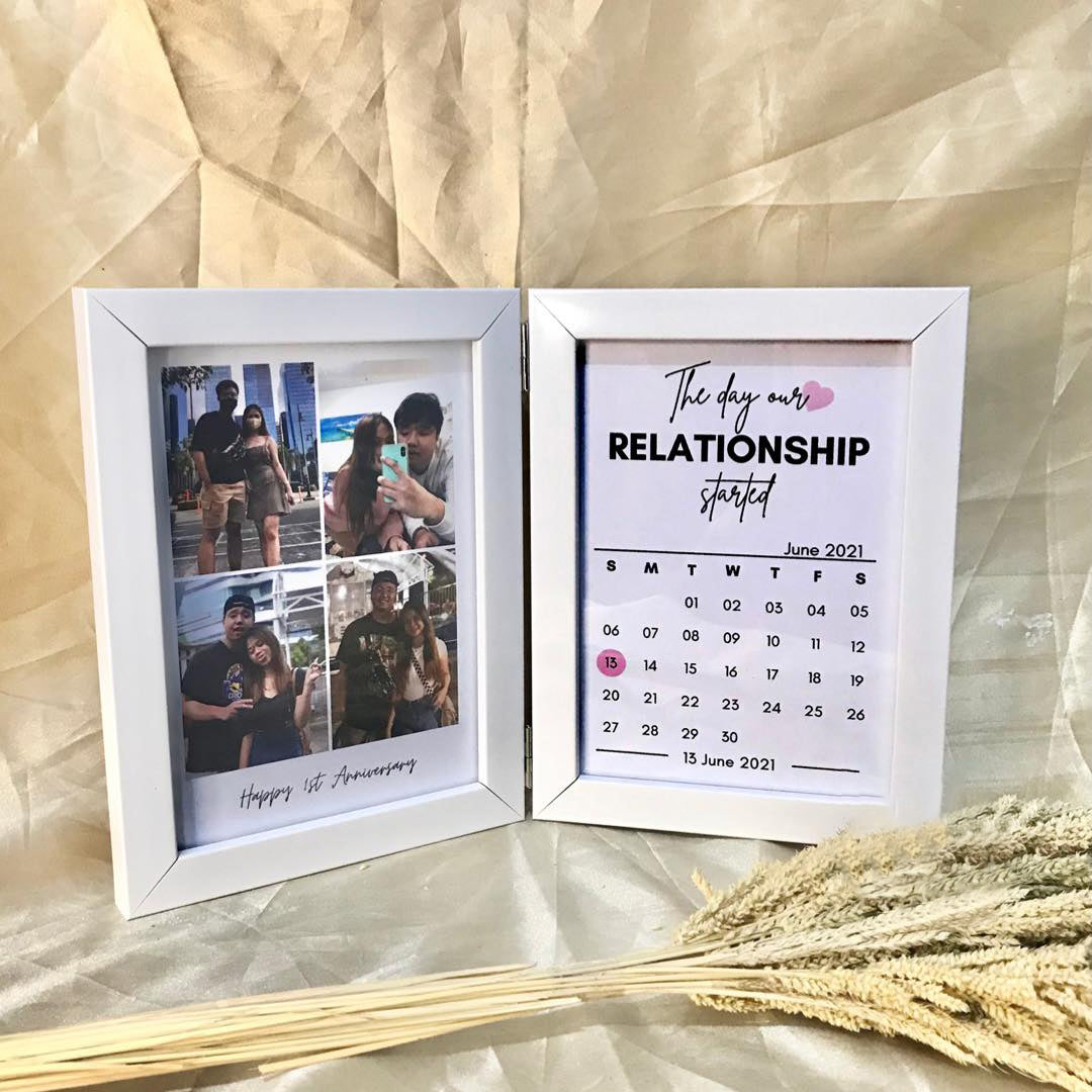 customized-couple-photo-folding-photo-frame-valentines-day-gift-anniversary-gift