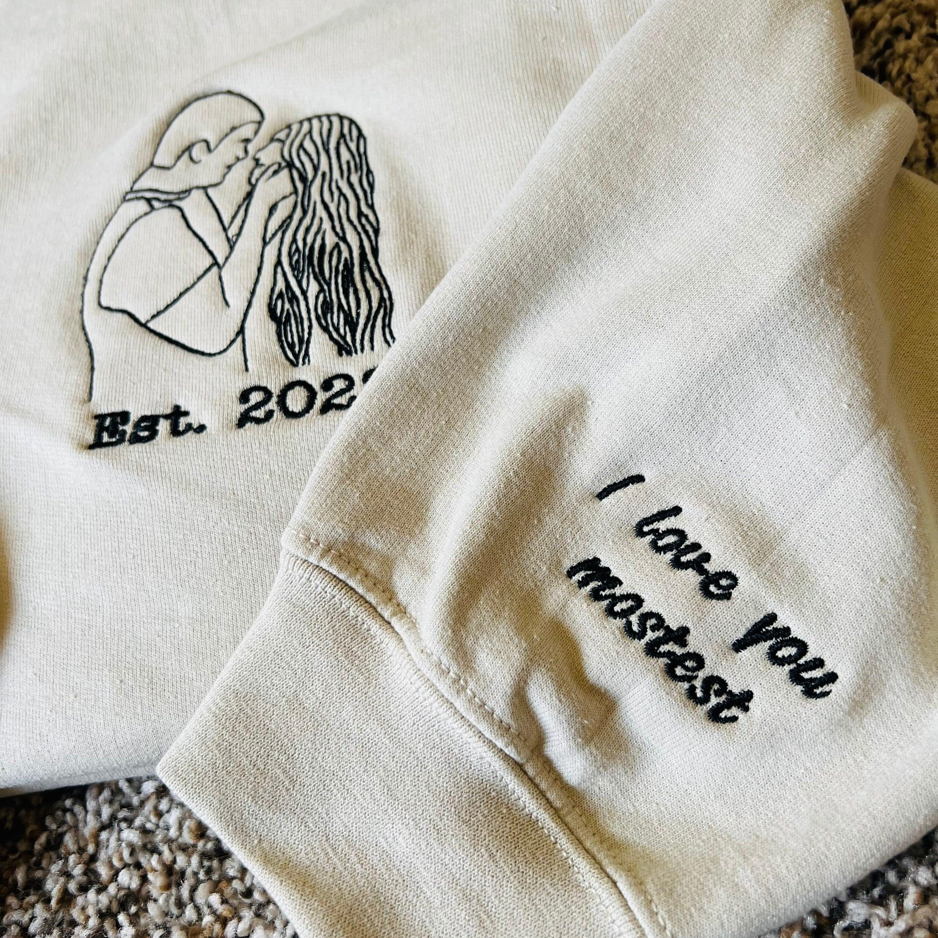custom-embroidered-portrait-photo-date-on-sleeve-matching-couple-embroidered-sweatshirt-hoodie