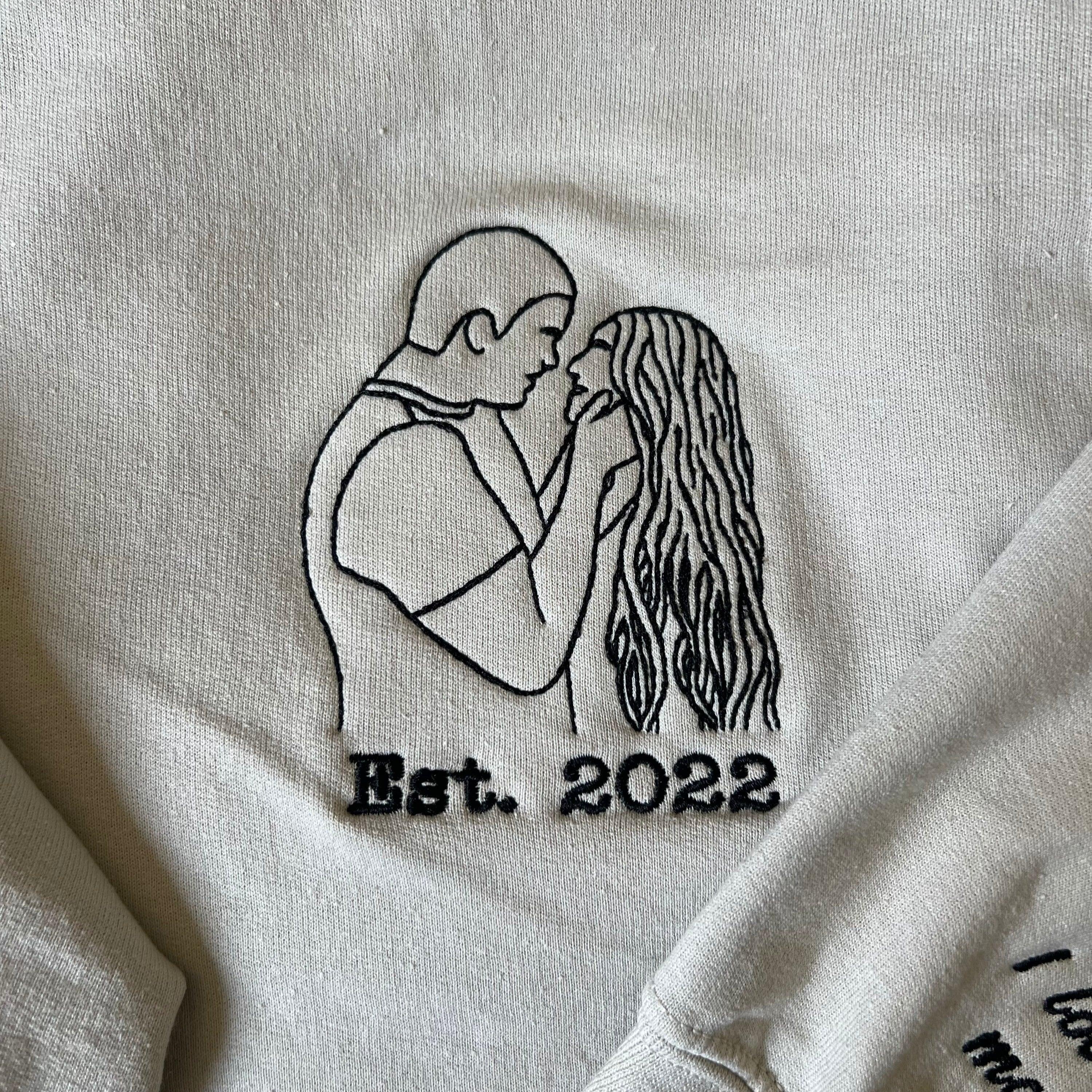 custom-embroidered-portrait-photo-date-on-sleeve-matching-couple-embroidered-sweatshirt-hoodie