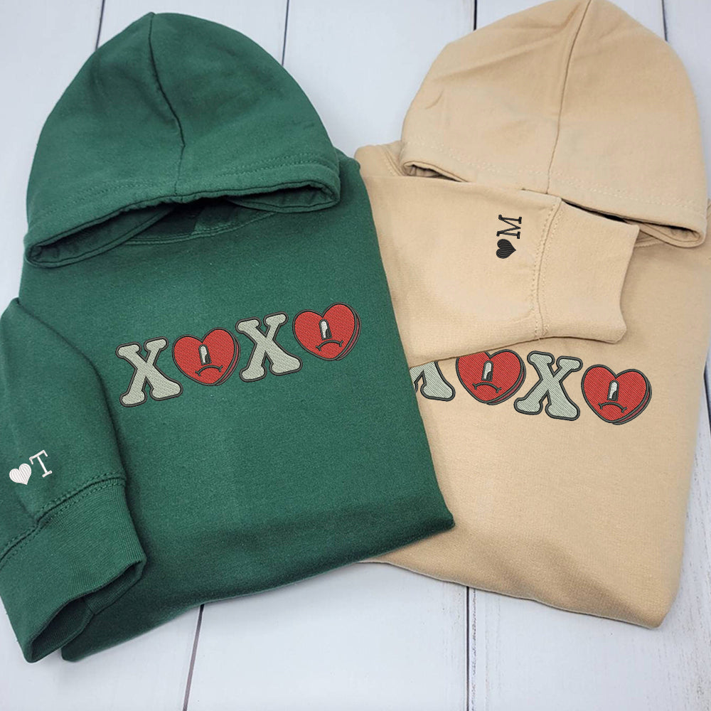 custom-embroidered-hoodies-for-couples-cute-xoxo-valentine-couples-embroidered-hoodie