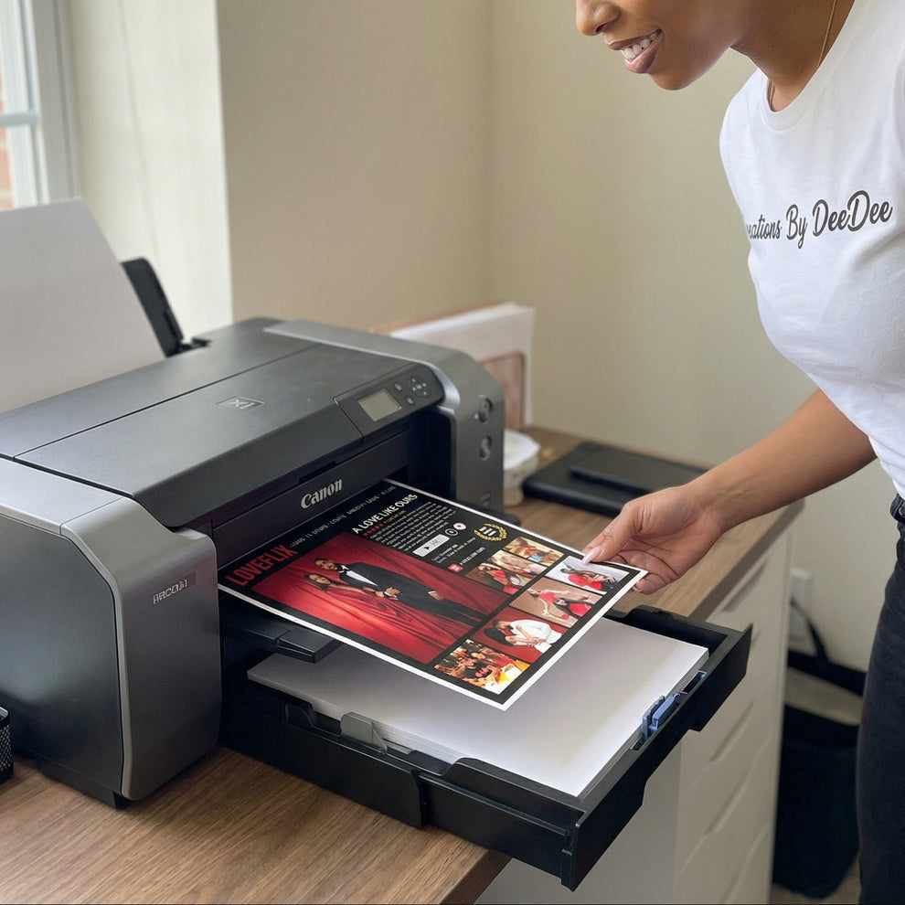 custom-loveflix-photo-frames-a-perfect-gift-for-your-loved-one-the-must-have-gift-for-couples-in-2026