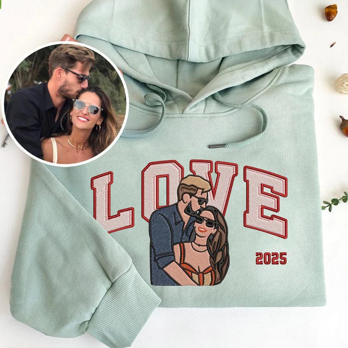 personalized-embroidered-photo-couple-boyfriend-and-girlfriend-matching-sweatshirts