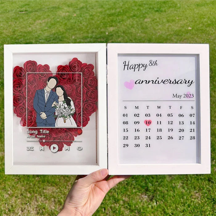 custom-different-styles-couple-portrait-heart-shape-flower-shadow-box