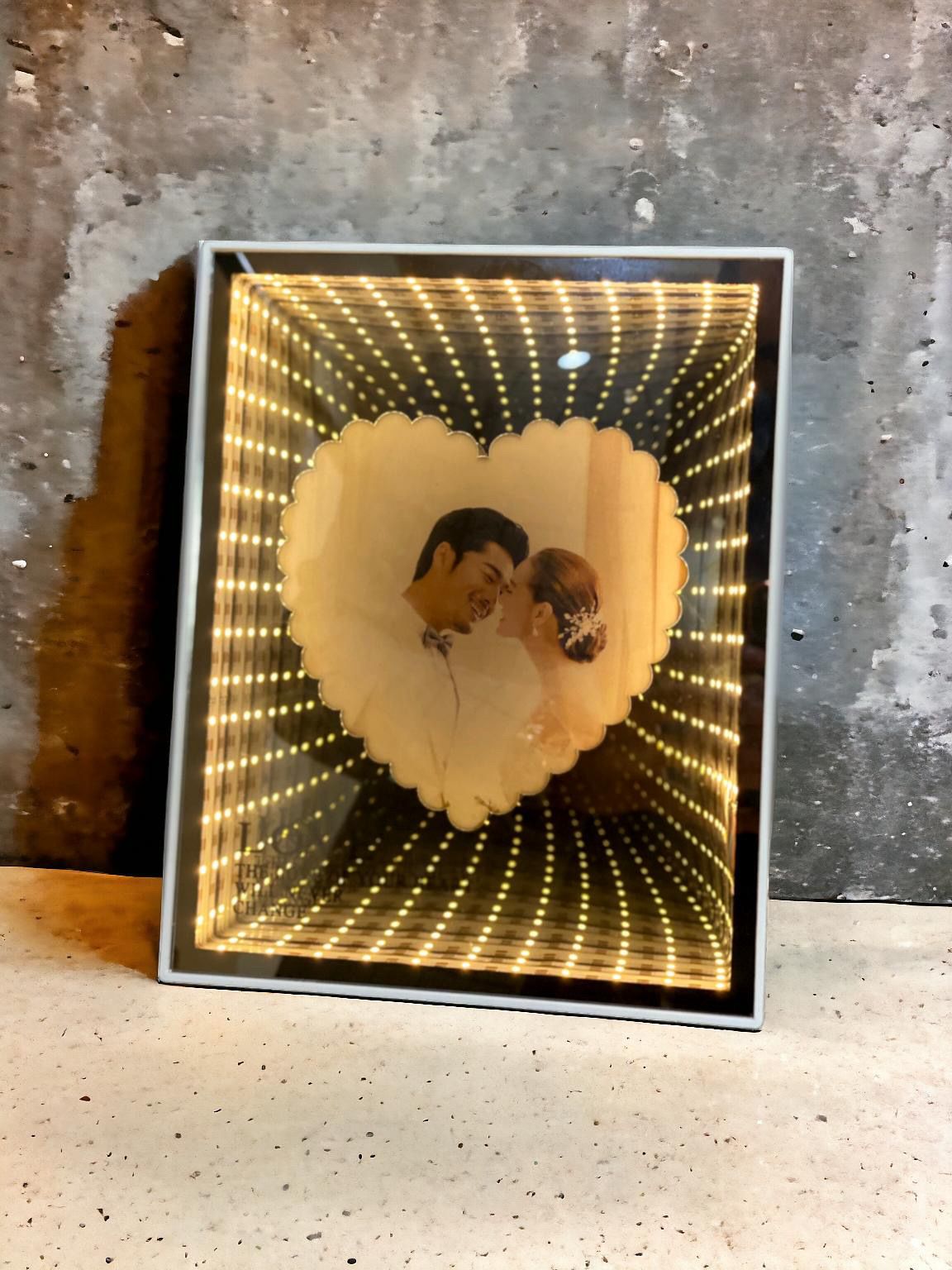 custom-couple-photo-love-corridor-mirror-lamp